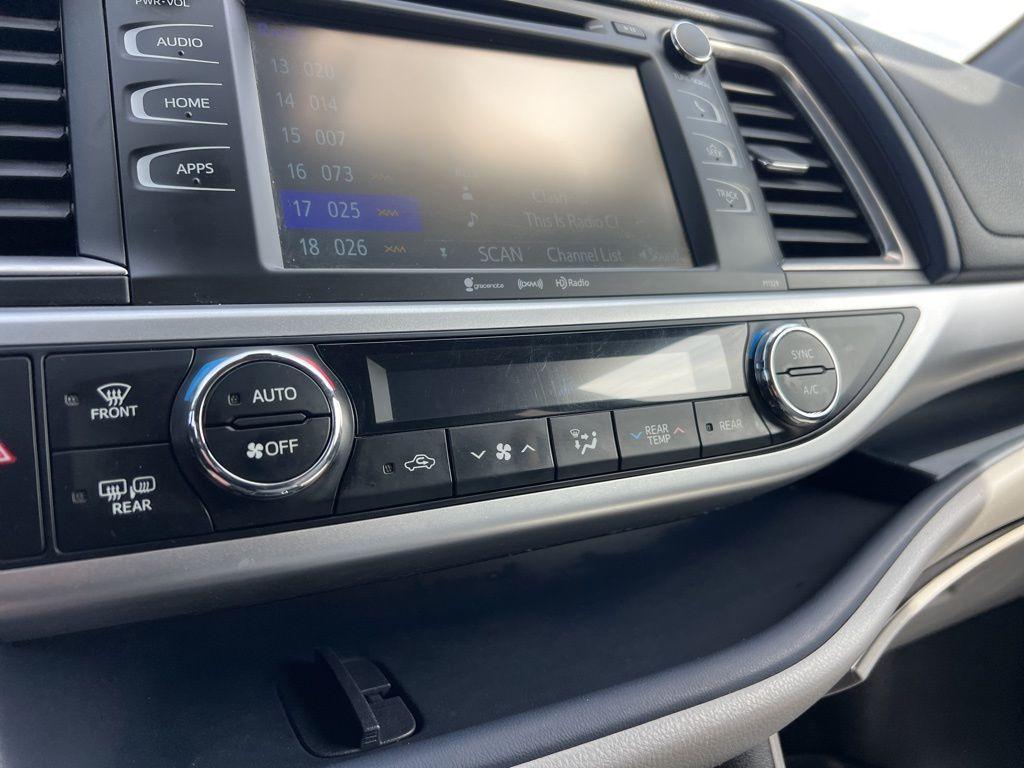used 2017 Toyota Highlander car, priced at $16,699