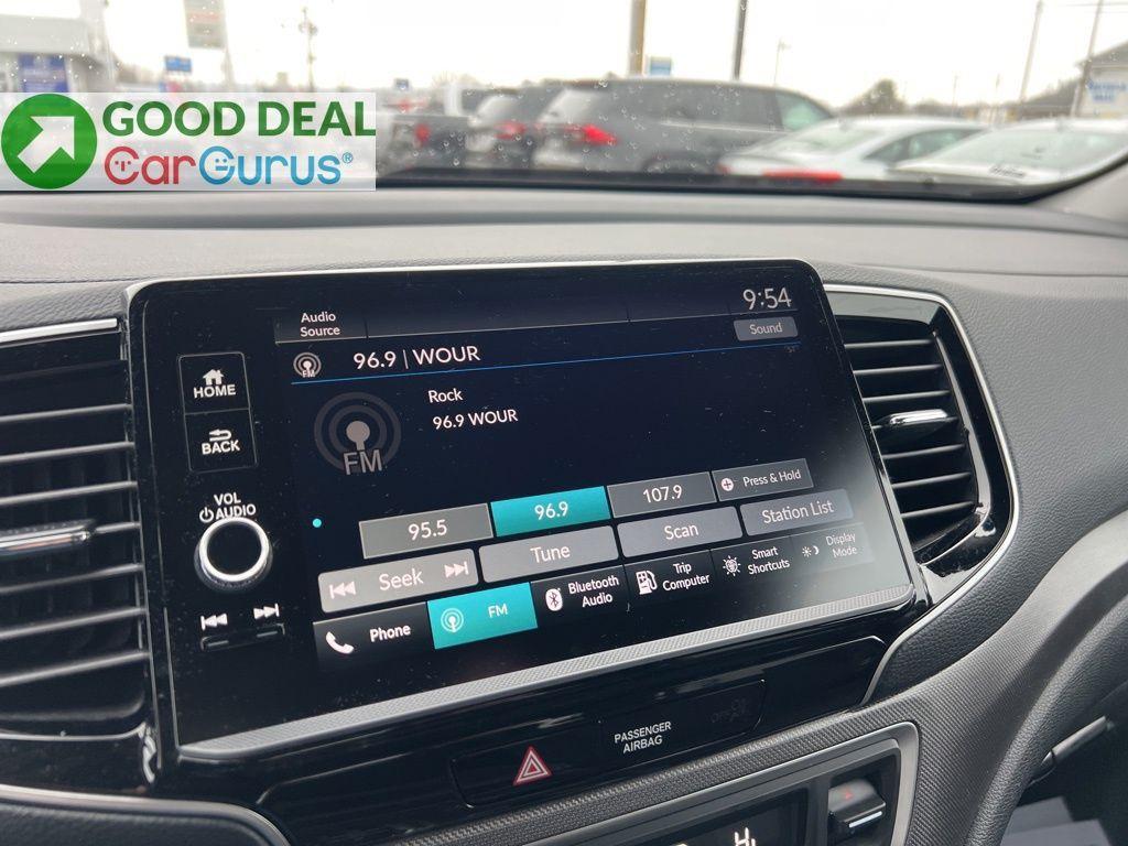 used 2025 Honda Ridgeline car, priced at $33,385