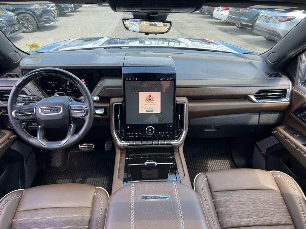 used 2025 GMC Yukon car, priced at $89,175