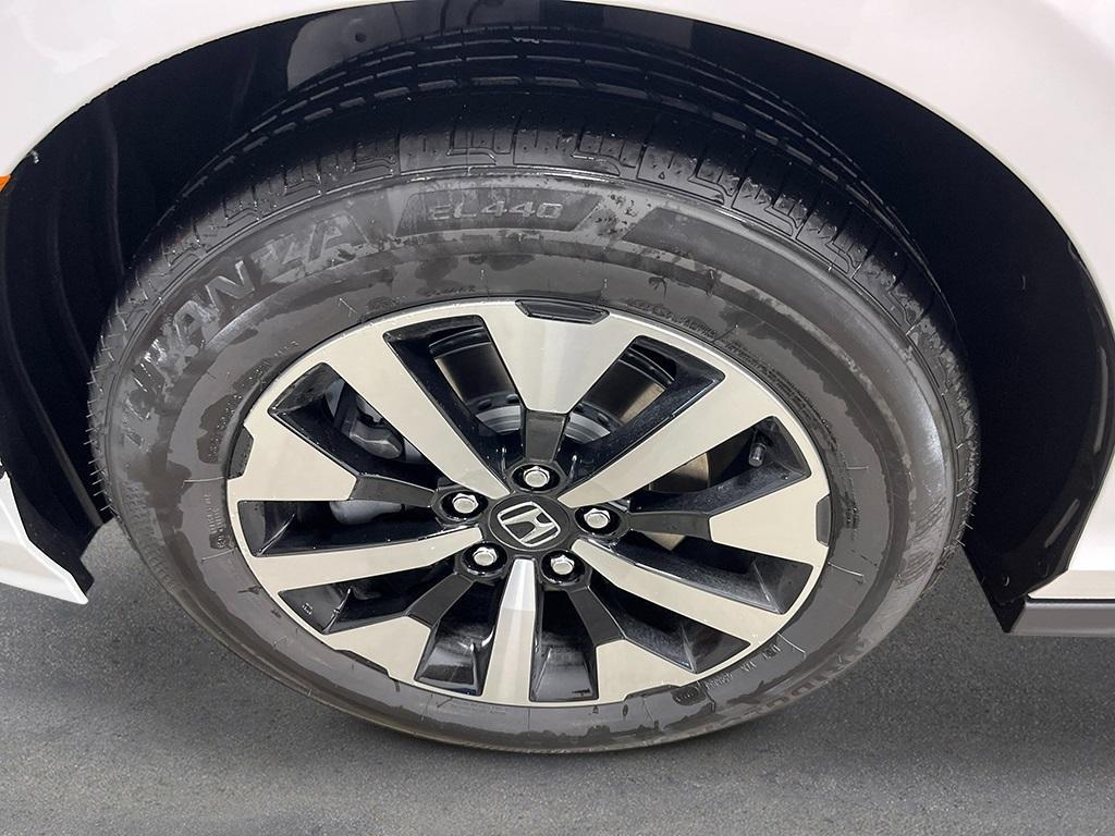 new 2026 Honda Odyssey car, priced at $44,745