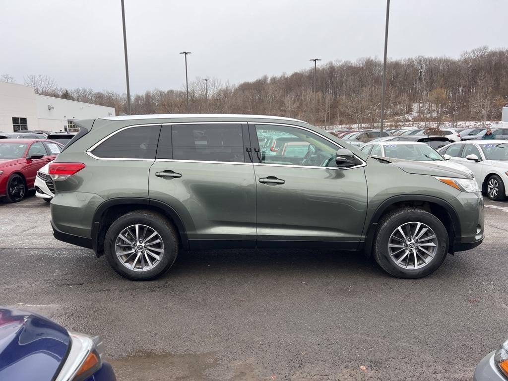 used 2019 Toyota Highlander car, priced at $23,900