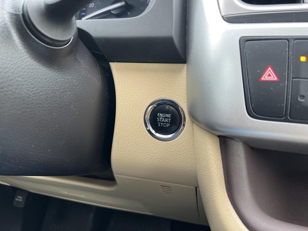 used 2019 Toyota Highlander car, priced at $23,900