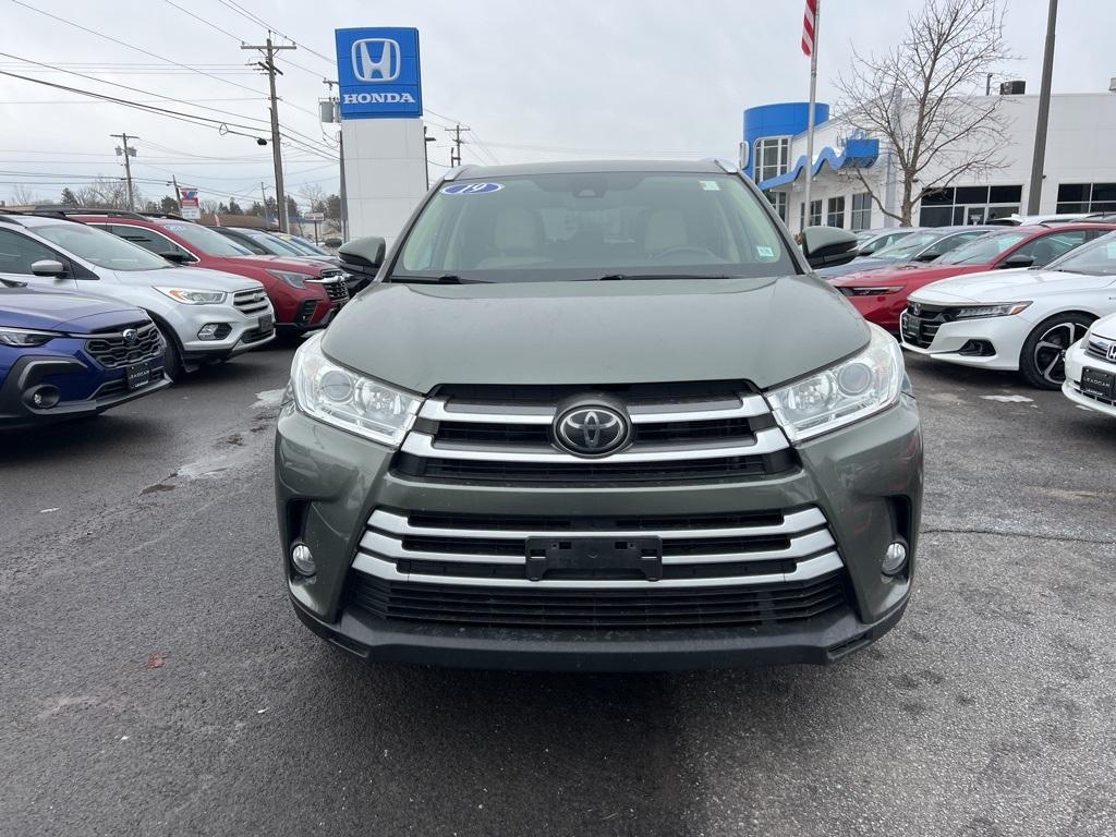 used 2019 Toyota Highlander car, priced at $23,900
