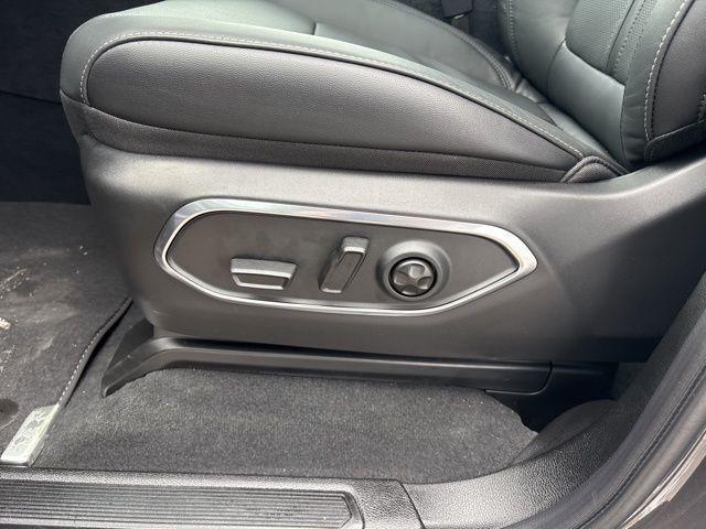 new 2026 Jeep Grand Wagoneer L car, priced at $74,980