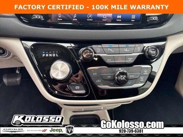 used 2024 Chrysler Pacifica car, priced at $30,997