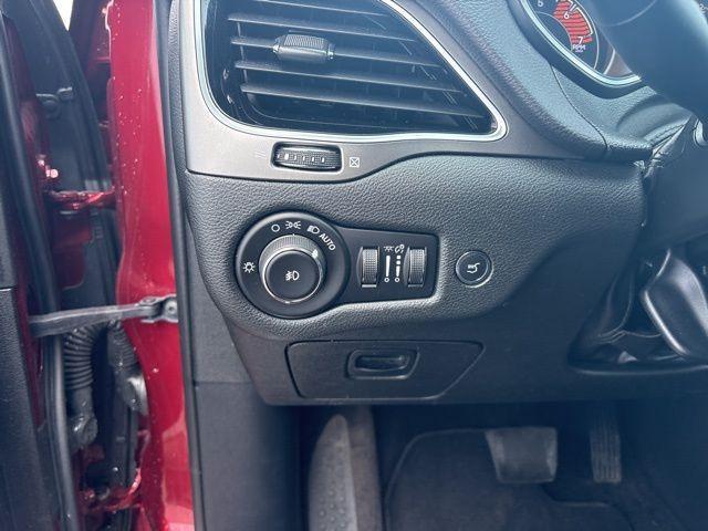 used 2019 Jeep Cherokee car, priced at $15,997