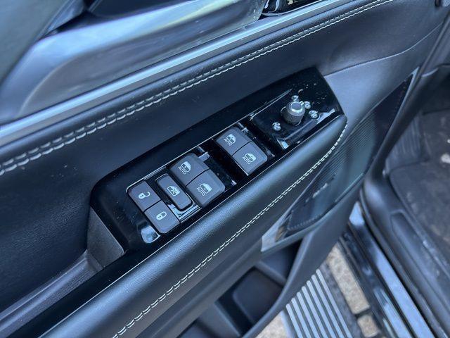 new 2026 Jeep Grand Wagoneer L car, priced at $83,958