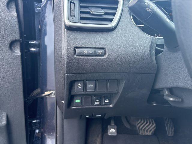 used 2016 Nissan Rogue car, priced at $13,500