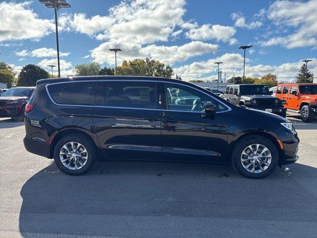 new 2026 Chrysler Pacifica car, priced at $46,357
