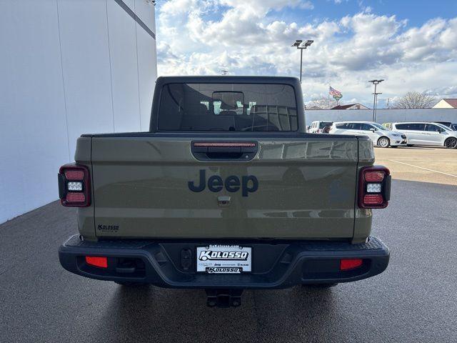new 2026 Jeep Gladiator car