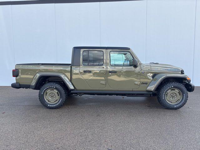 new 2026 Jeep Gladiator car