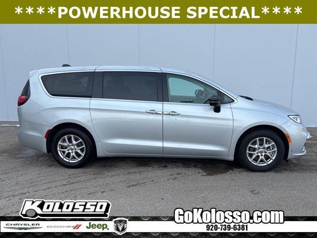 used 2024 Chrysler Pacifica car, priced at $30,396