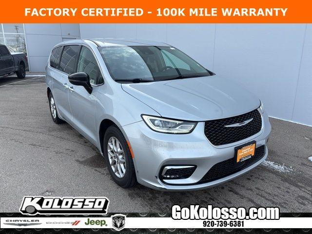 used 2024 Chrysler Pacifica car, priced at $30,396