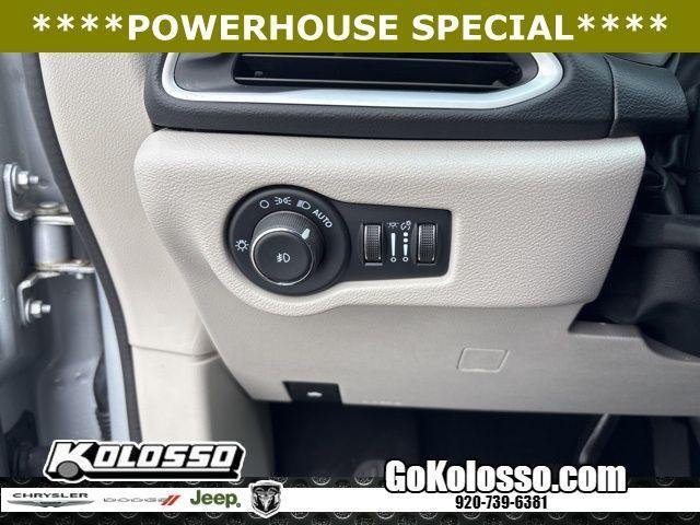 used 2024 Chrysler Pacifica car, priced at $30,396