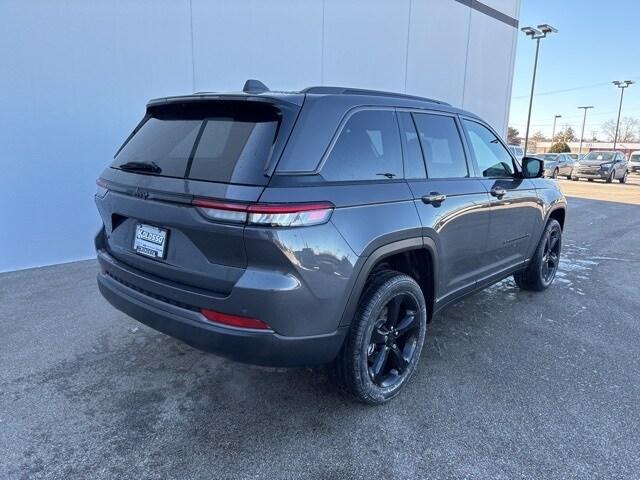 new 2026 Jeep Grand Cherokee car, priced at $50,580