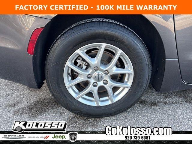 used 2023 Chrysler Pacifica car, priced at $28,887