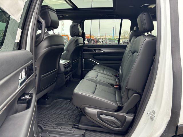 new 2026 Jeep Grand Wagoneer car, priced at $73,927