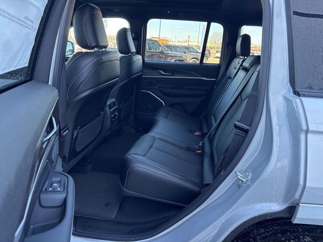 new 2026 Jeep Grand Cherokee car, priced at $53,580