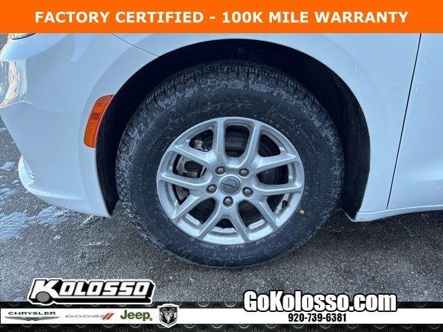 used 2023 Chrysler Pacifica car, priced at $29,644