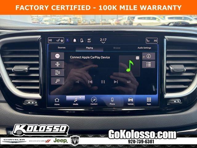 used 2024 Chrysler Pacifica car, priced at $30,997