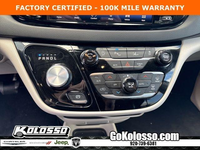 used 2024 Chrysler Pacifica car, priced at $30,997