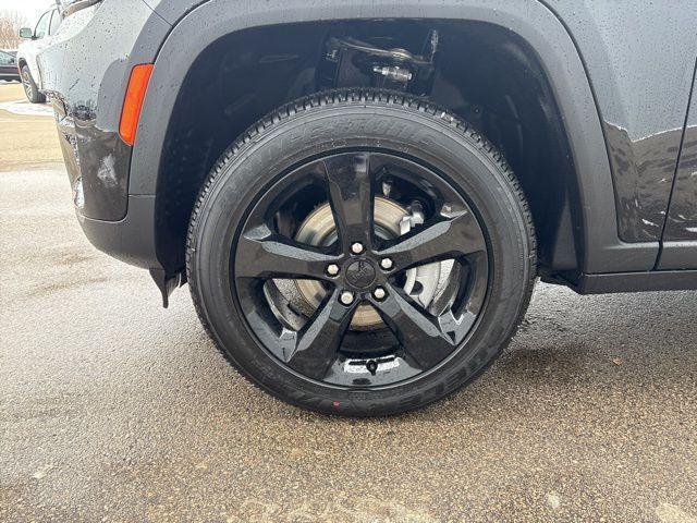 new 2025 Jeep Grand Cherokee car, priced at $48,119