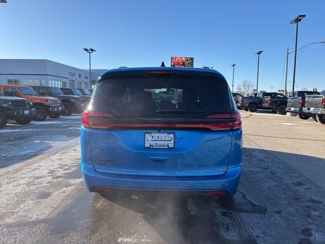 new 2026 Chrysler Pacifica car, priced at $46,296