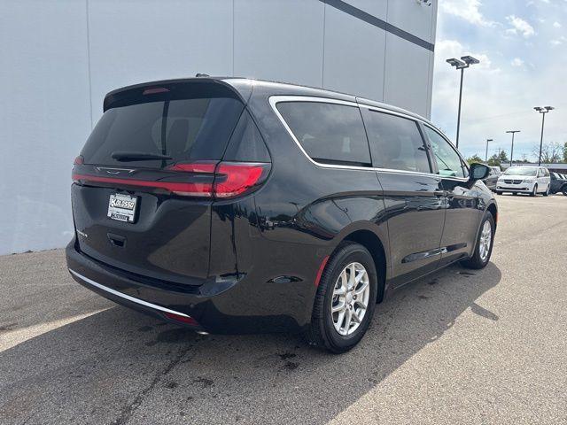 new 2027 Chrysler Pacifica car