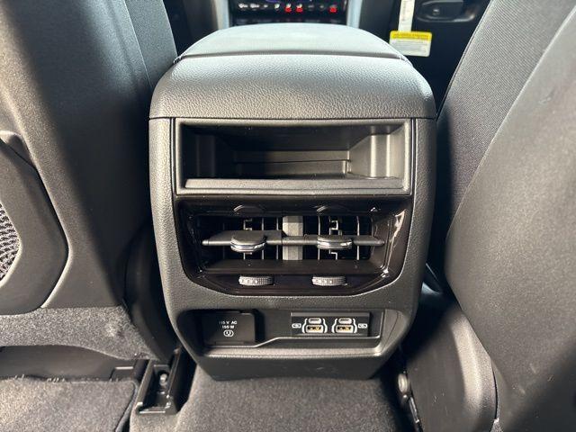 new 2025 Jeep Grand Cherokee car, priced at $42,745