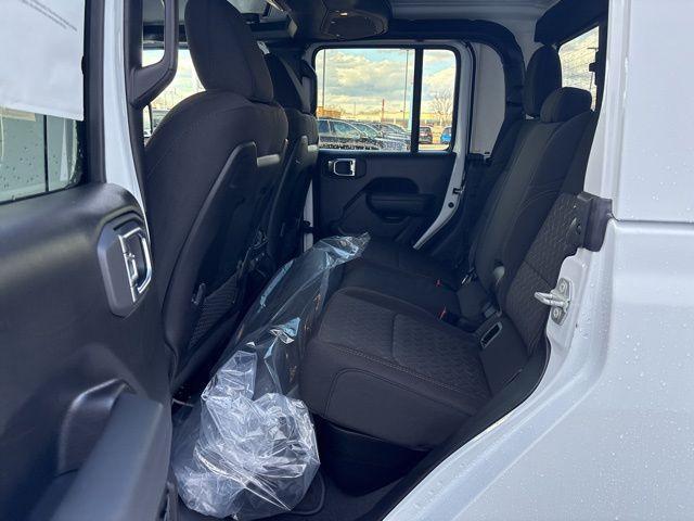 new 2026 Jeep Gladiator car, priced at $57,460