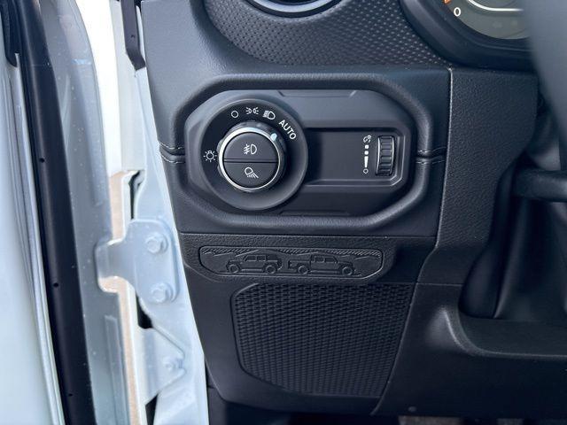 new 2026 Jeep Gladiator car, priced at $57,460