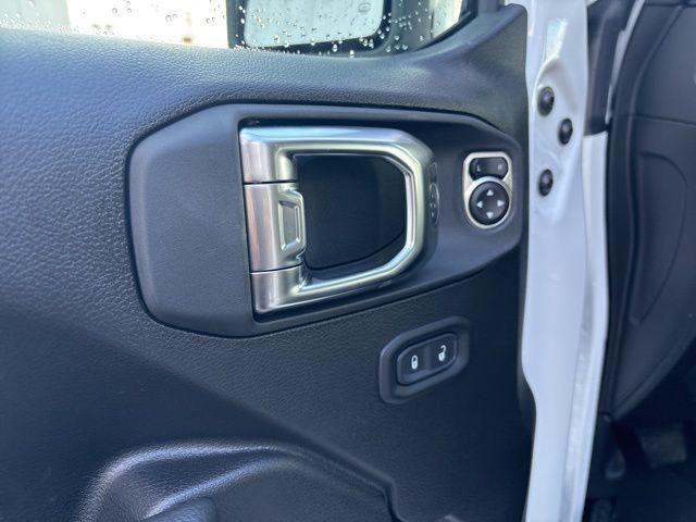 new 2026 Jeep Gladiator car, priced at $57,460