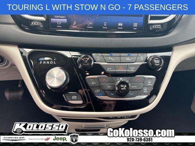 used 2024 Chrysler Pacifica car, priced at $26,791
