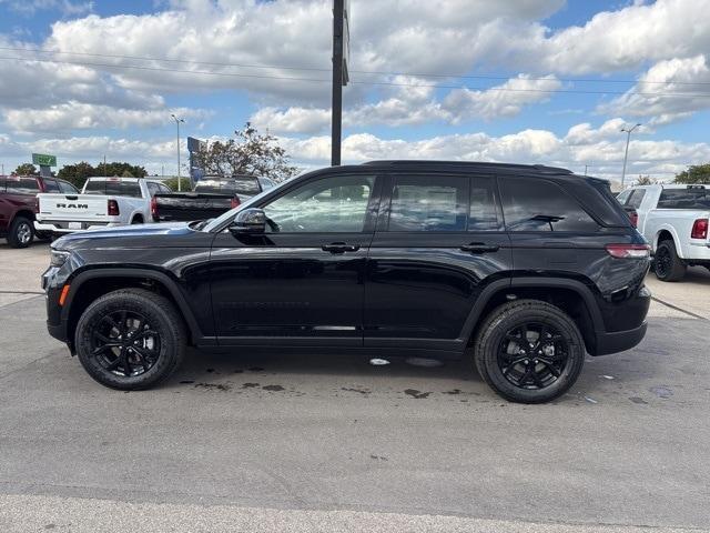new 2025 Jeep Grand Cherokee car, priced at $42,353