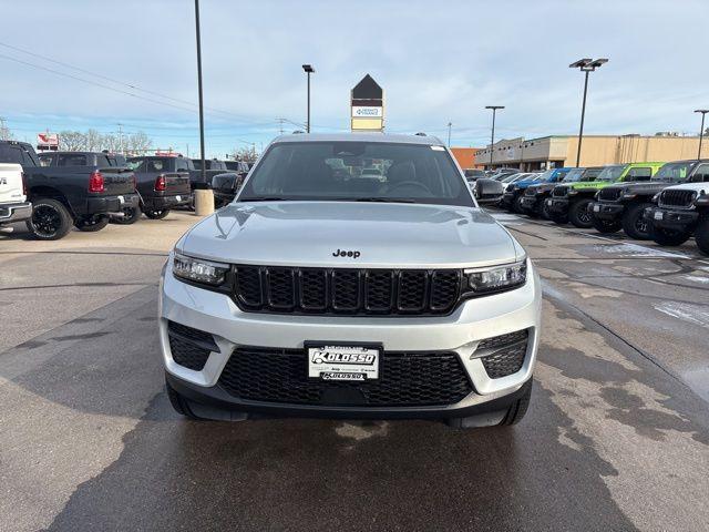 new 2025 Jeep Grand Cherokee car, priced at $45,869
