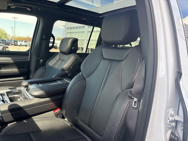 new 2026 Jeep Grand Wagoneer car, priced at $73,219