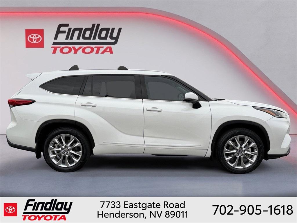 used 2023 Toyota Highlander car, priced at $38,588