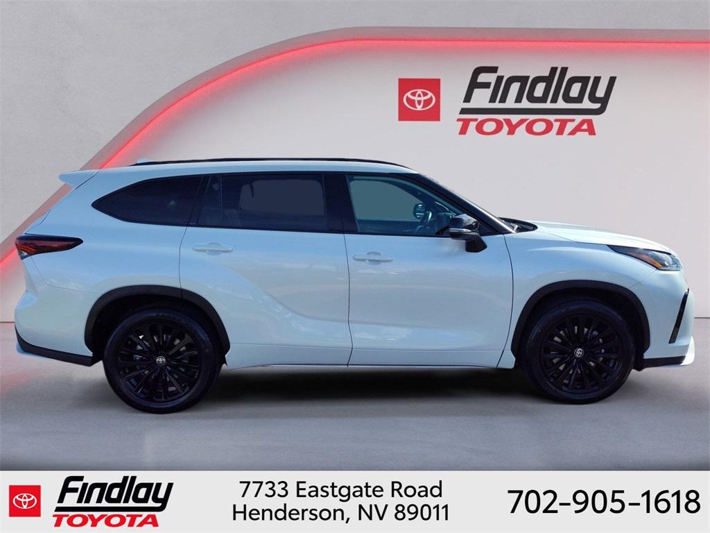 used 2025 Toyota Highlander car, priced at $48,588