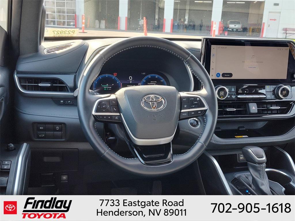 used 2025 Toyota Highlander car, priced at $48,588