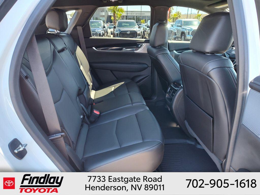 used 2024 Cadillac XT5 car, priced at $43,087