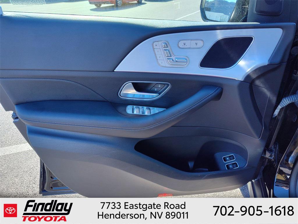 new 2024 Mercedes-Benz GLE 450 Plug-In Hybrid car