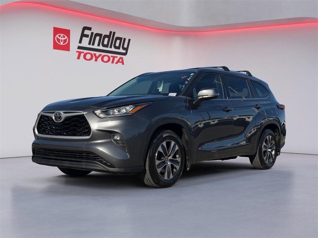 used 2020 Toyota Highlander car, priced at $25,888
