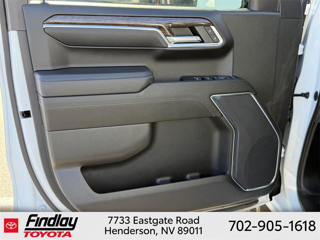 used 2023 GMC Sierra 1500 car, priced at $40,588