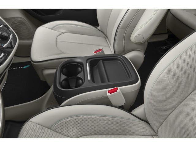 used 2018 Chrysler Pacifica Hybrid car, priced at $14,487