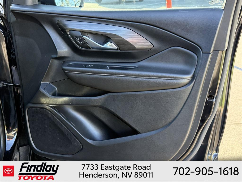 used 2023 GMC Terrain car, priced at $20,988