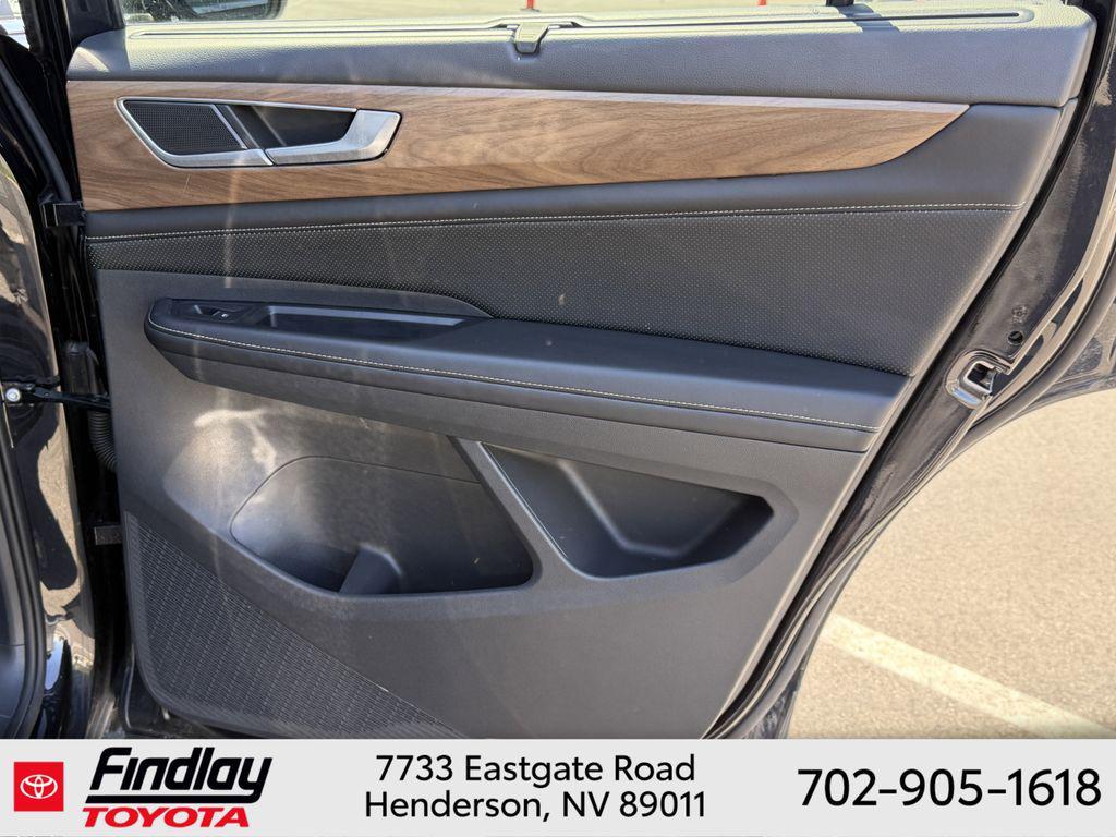 used 2024 Volkswagen Atlas car, priced at $30,988
