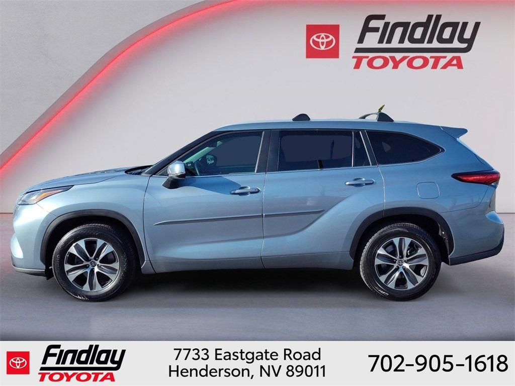 used 2023 Toyota Highlander car, priced at $34,988