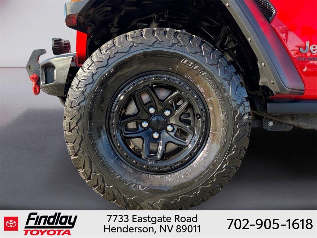 used 2021 Jeep Gladiator car, priced at $30,988