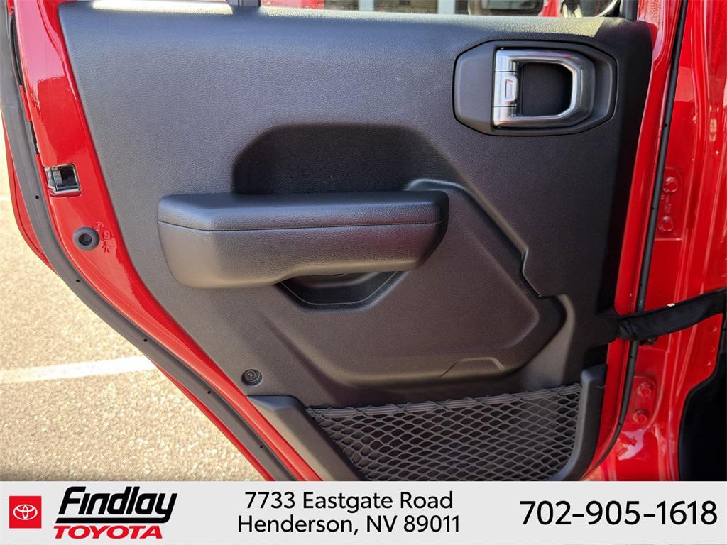 used 2021 Jeep Gladiator car, priced at $30,988