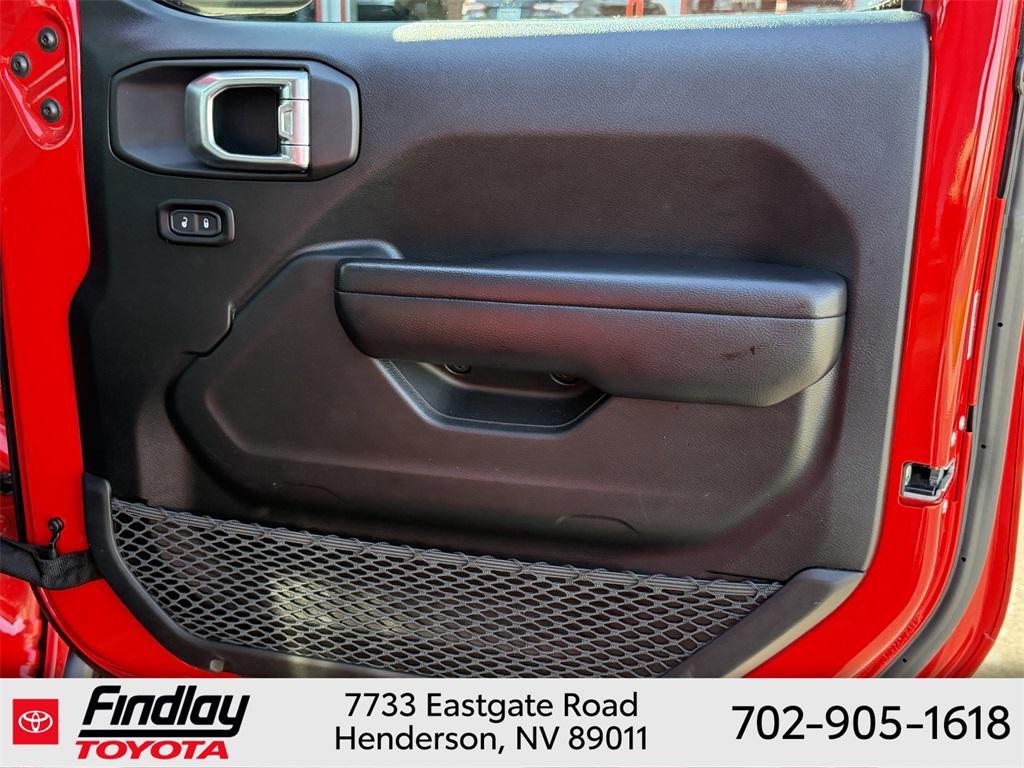 used 2021 Jeep Gladiator car, priced at $30,988